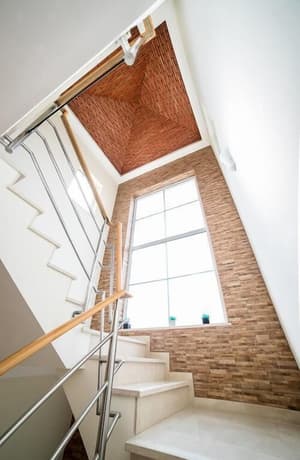 thumbnail: Interior detail