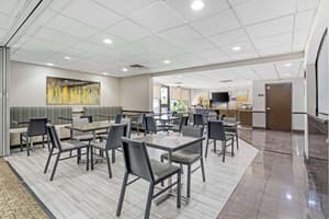 thumbnail: Breakfast area
