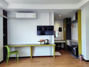 thumbnail: Room