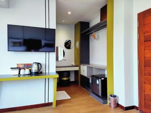 thumbnail: Room
