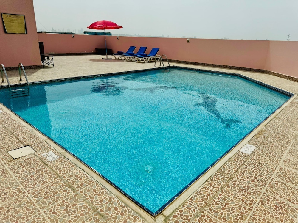 Rooftop pool