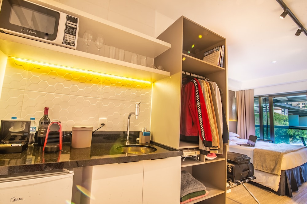 Private kitchenette