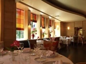 thumbnail: Restaurant