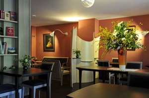 thumbnail: Breakfast area