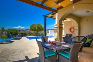 thumbnail: Terrace/patio