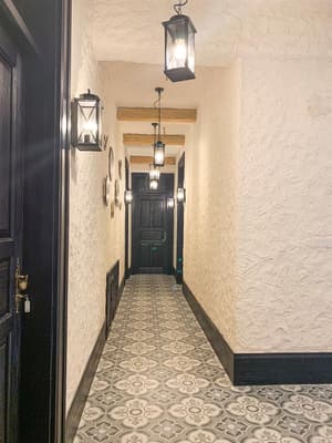 thumbnail: Hallway