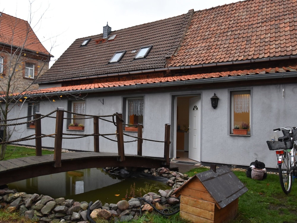 Primary image