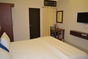 thumbnail: Room