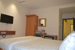 thumbnail: Room
