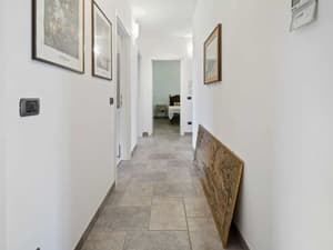 thumbnail: Interior