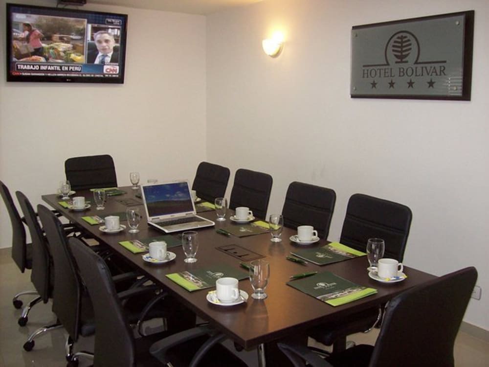 Meeting facility