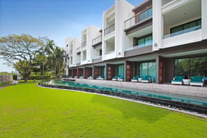 thumbnail: Outdoor pool