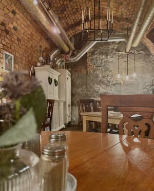 thumbnail: Dining room