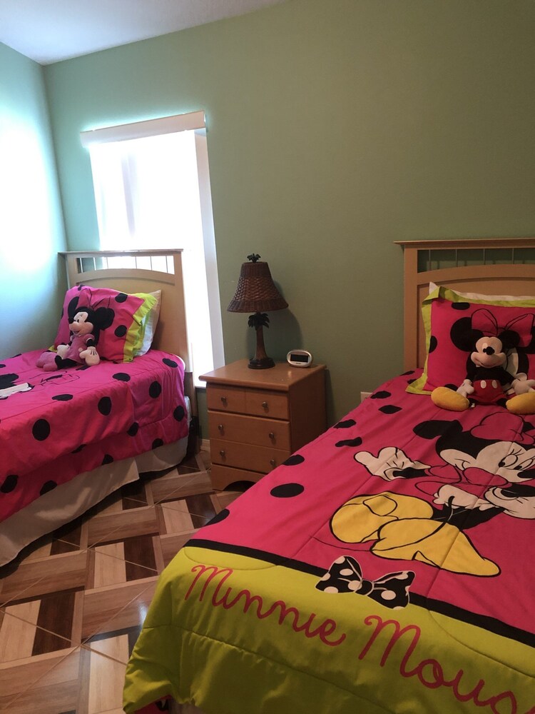 Children's theme room