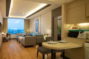 thumbnail: In-room dining
