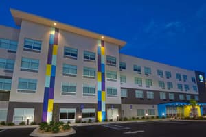 thumbnail: Exterior