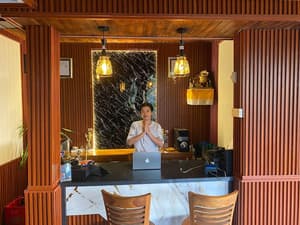 thumbnail: Reception