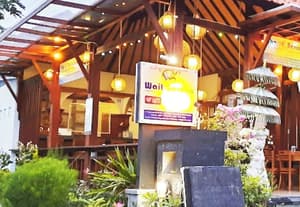 thumbnail: Restaurant