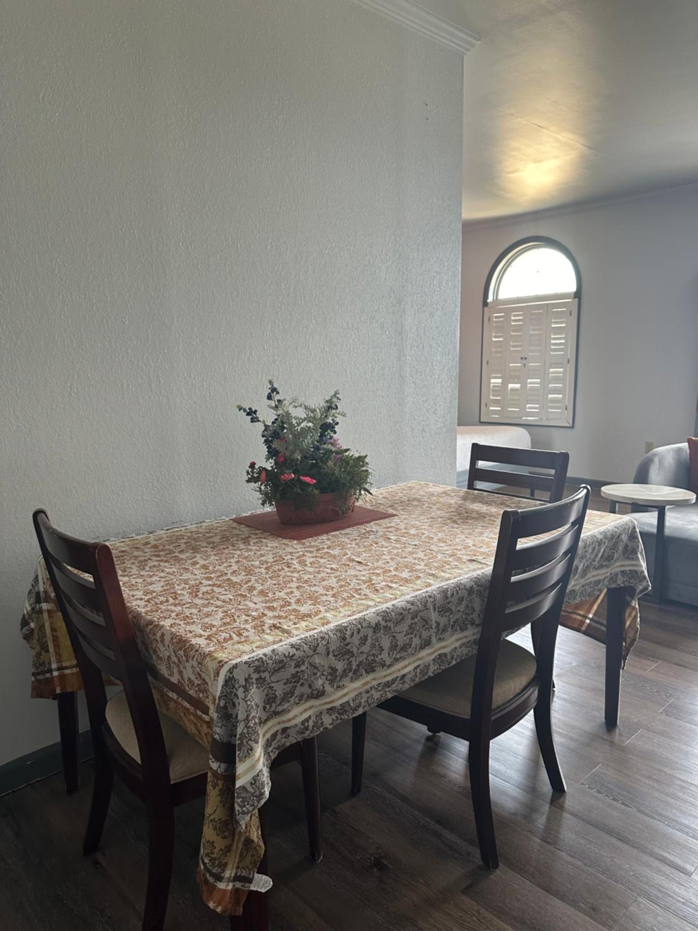 Restaurant-cafeteria