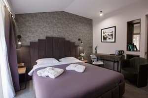 thumbnail: Room