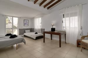 thumbnail: Room