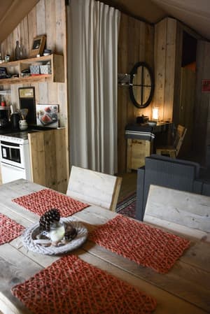 thumbnail: Interior