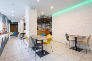 thumbnail: Breakfast area