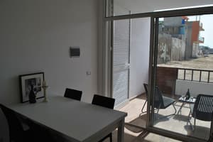 thumbnail: In-room dining