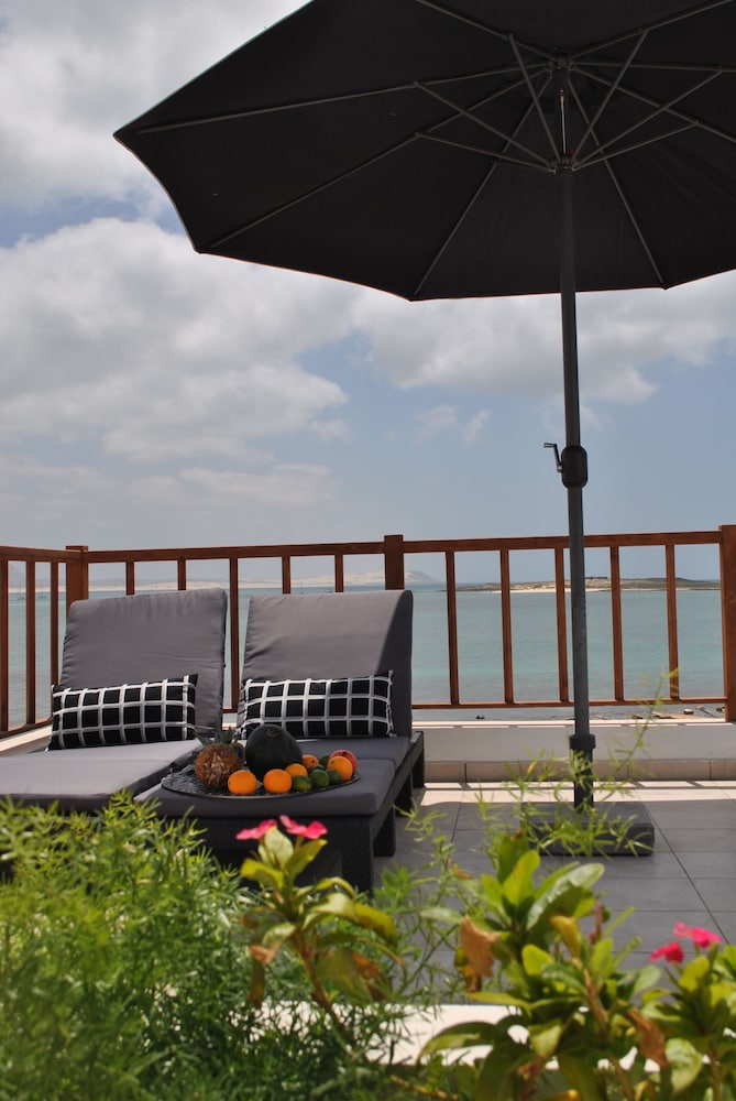 Sundeck