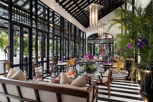 thumbnail: Bar (on property)