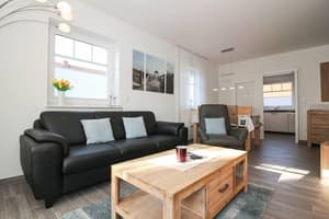 thumbnail: Living room