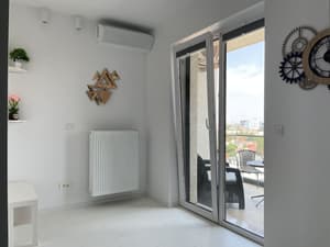 thumbnail: Balcony