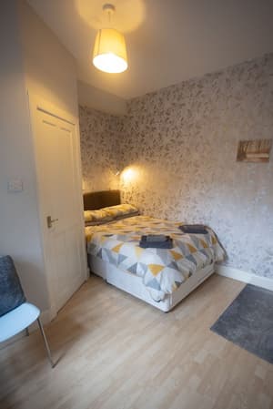 thumbnail: Room
