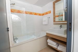 thumbnail: Bathroom