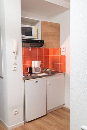 thumbnail: Private kitchenette