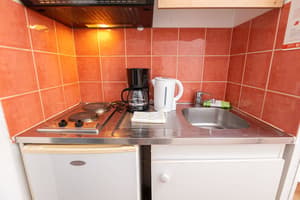 thumbnail: Private kitchenette