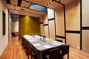 thumbnail: Business center
