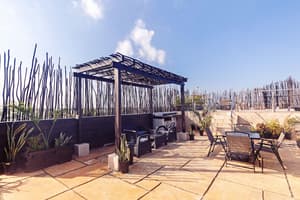 thumbnail: Terrace/patio