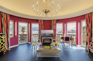 thumbnail: Interior