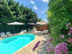 thumbnail: Outdoor pool