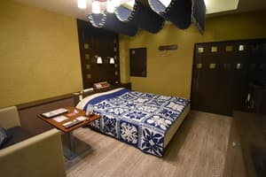 thumbnail: Room