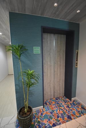 thumbnail: Interior