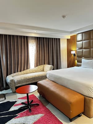 thumbnail: Room