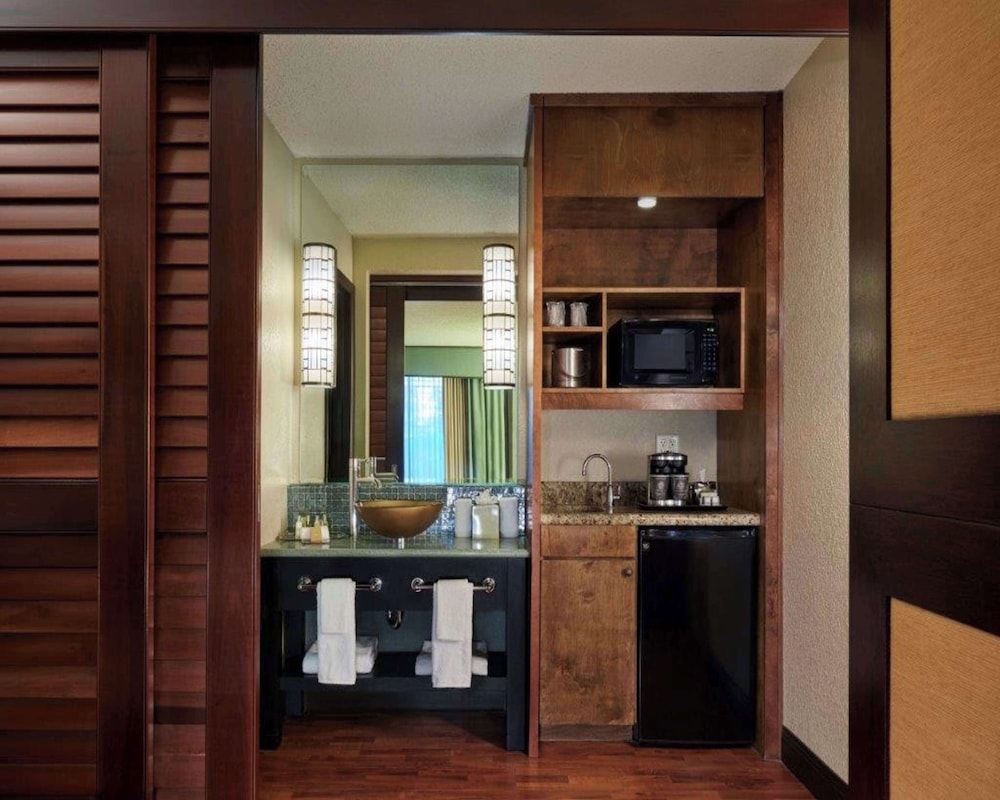 Minibar