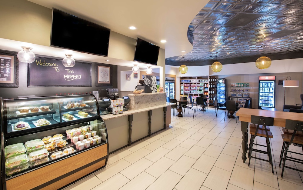 Snack bar