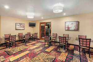 thumbnail: Breakfast area