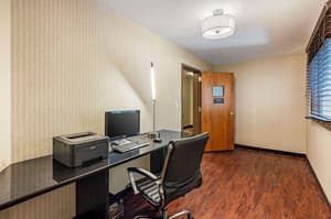 thumbnail: Business center