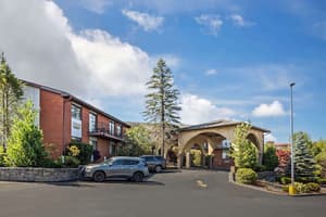 thumbnail: Exterior