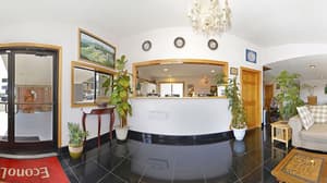 thumbnail: Reception