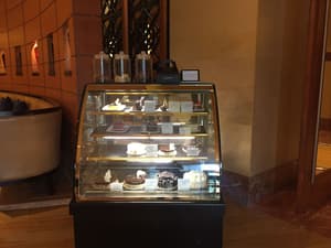 thumbnail: Restaurant